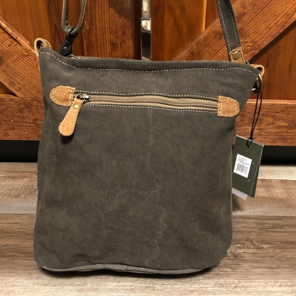 Myra vintage stamp shoulder bag up cycled - Picture 6 of 8